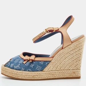 Louis Vuitton Blue/Beige Monogram Denim and Leather Espadrille Slingback Wedges